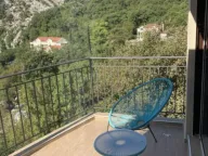Sale, three bedroom apartment, 104m², Donji Orahovac, Kotor - image 2