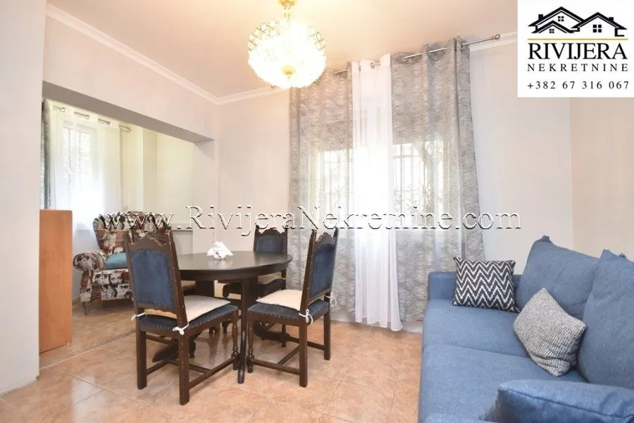 Prodaja, jednosoban stan, 56m², Centar, Herceg Novi