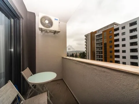 Izdavanje, jednosoban stan, 47m², Stari Aerodrom, Podgorica - image 11