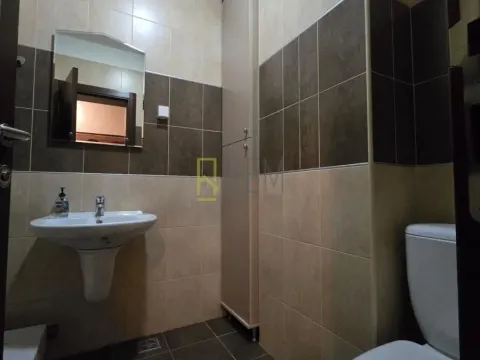 Prodaja, trosoban stan, 127m², Preko Morače, Podgorica - image 2