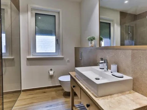 Sale, two bedroom apartment, 95m², Luštica, Tivat - image 10