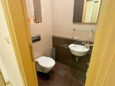 Rent, two bedroom apartment, 70m², Blok 6, Podgorica - image 4