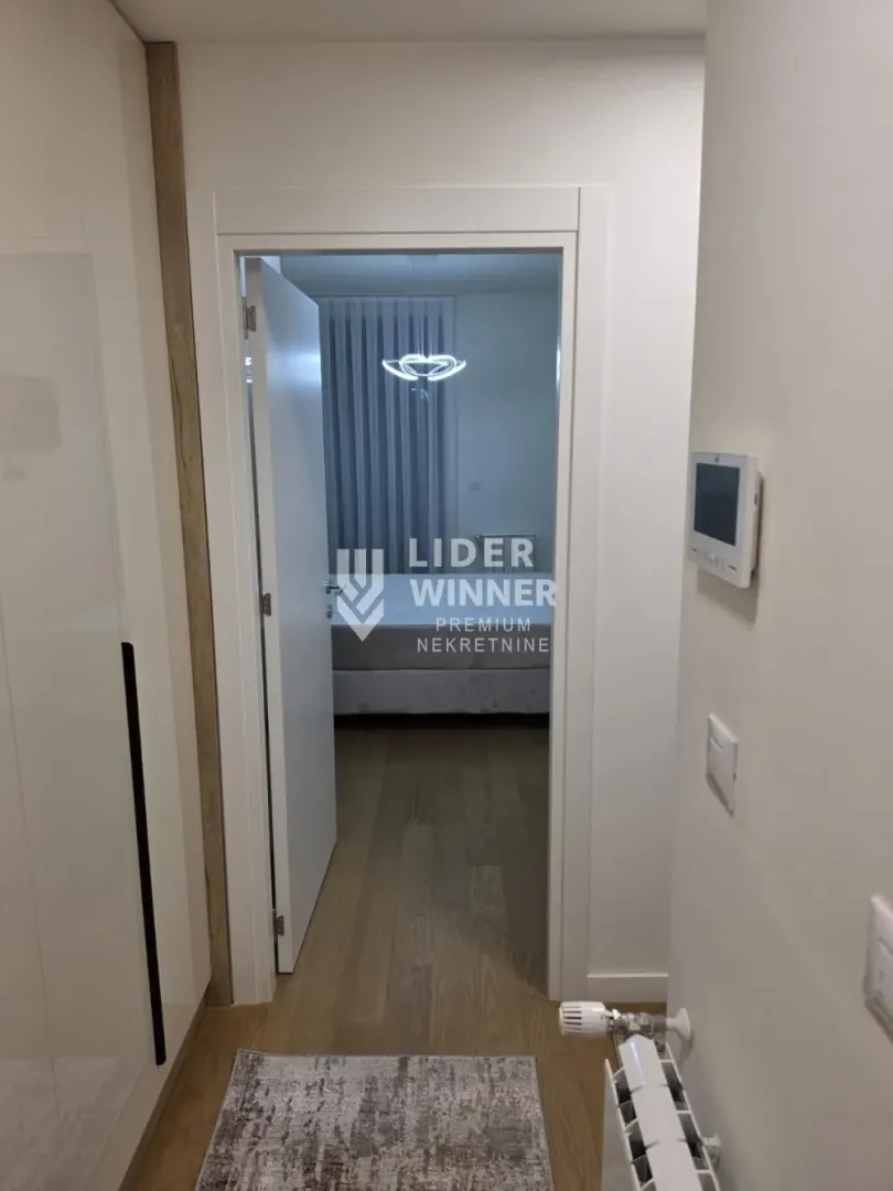 Izdavanje, dvosoban stan, 53m², Autokomanda, Voždovac Sve Podlokacije