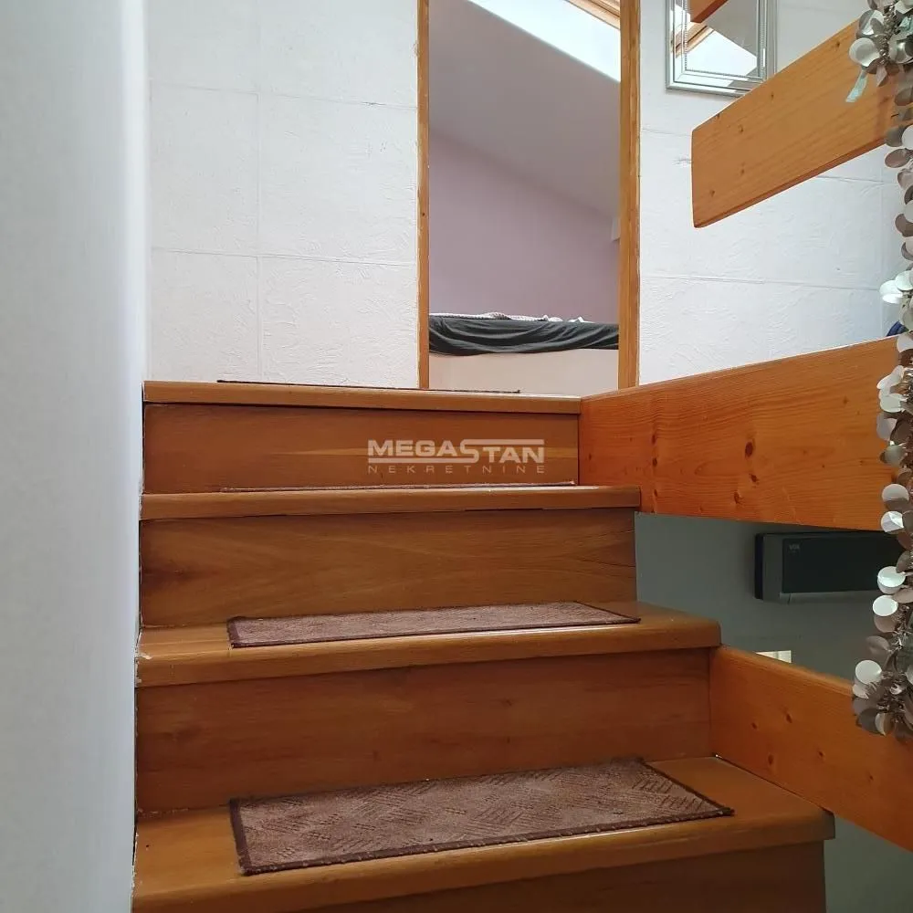Sale, house, 84m², Uciteljsko Naselje, Zvezdara Sve Podlokacije