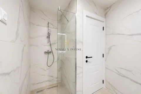 Rent, one bedroom apartment, 47m², Stari Aerodrom, Podgorica - image 13