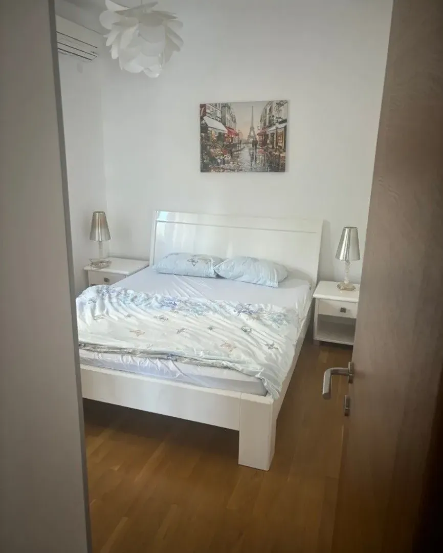 Prodaja, dvosoban stan, 68m², Bečići, Budva