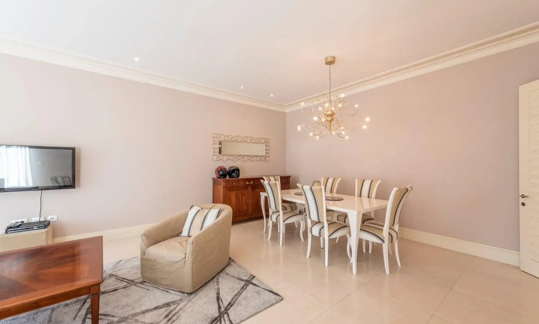 Rent, one bedroom apartment, 119m², Porto Montenegro, Tivat