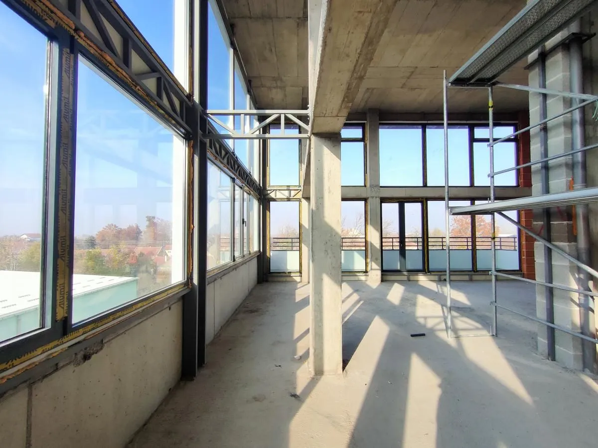 Sale, office space, 434m², Salajka, Novi Sad Sve Podlokacije
