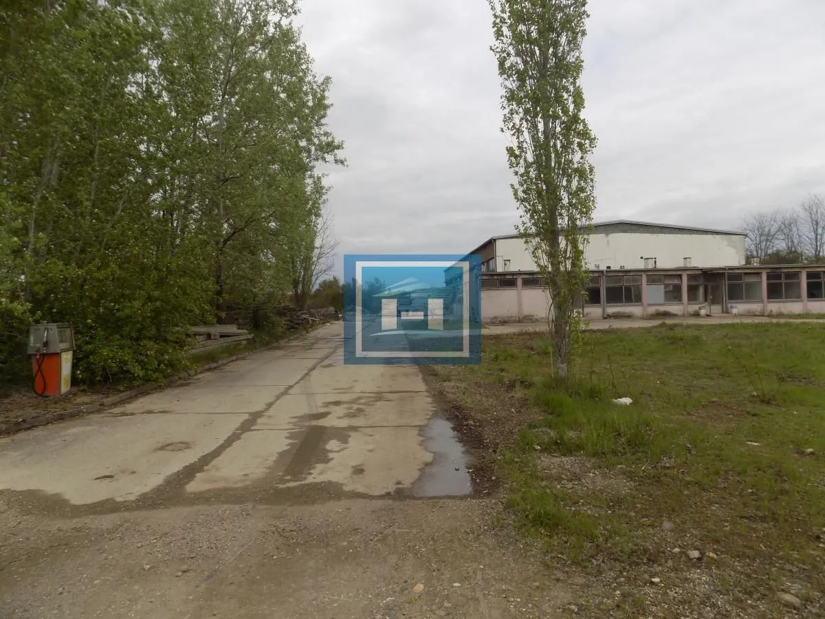 Sale, office space, 1180m², Žabare, Paraćin