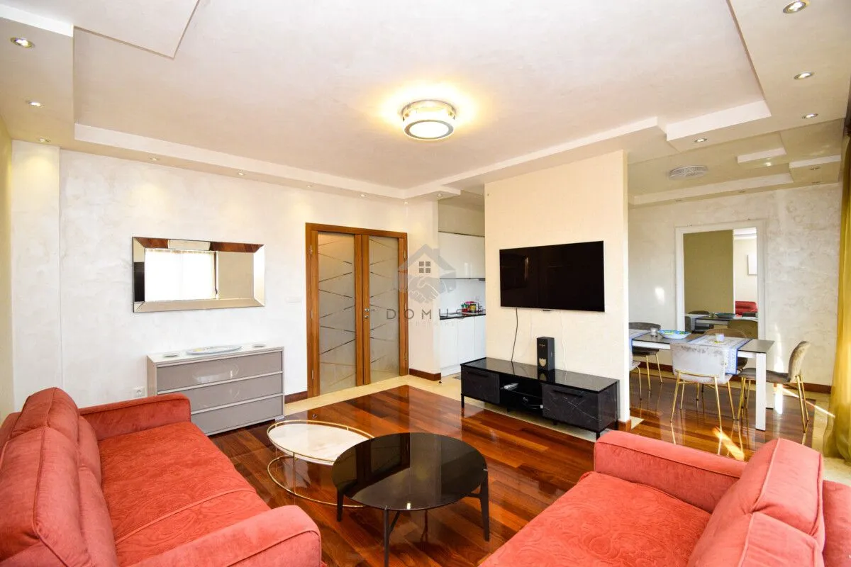 Rent, four bedroom apartment, 130m², Centar, Podgorica