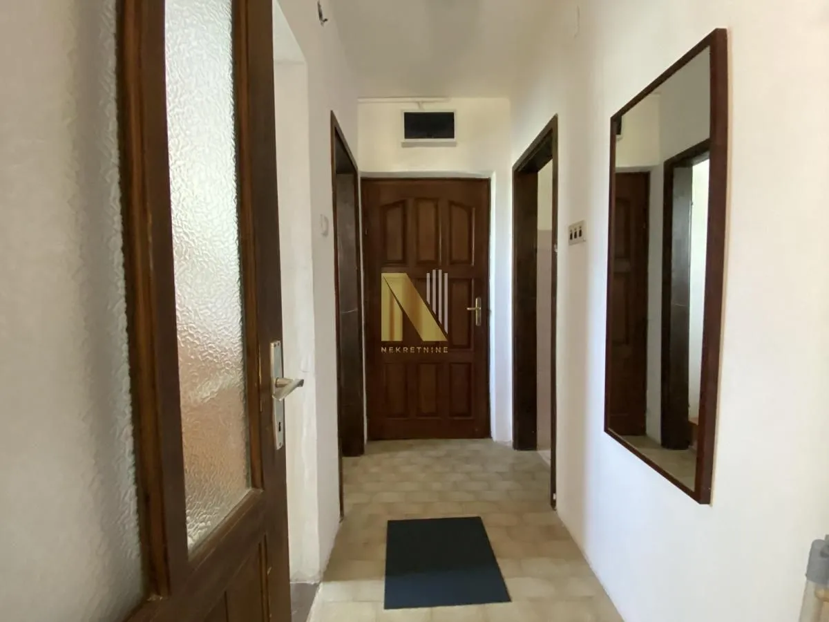 Prodaja, kuća, 160m², Sremska Kamenica, Petrovaradin