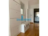 Izdavanje, četvorosoban stan, 135m², Senjak, Beograd - image 12