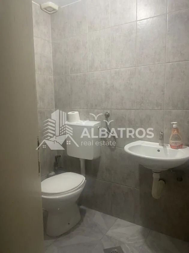 Rent, office space, 32m², Centar, Bar