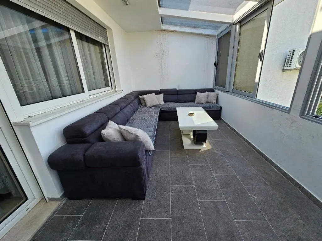 Rent, three bedroom apartment, 150m², Zabjelo, Podgorica