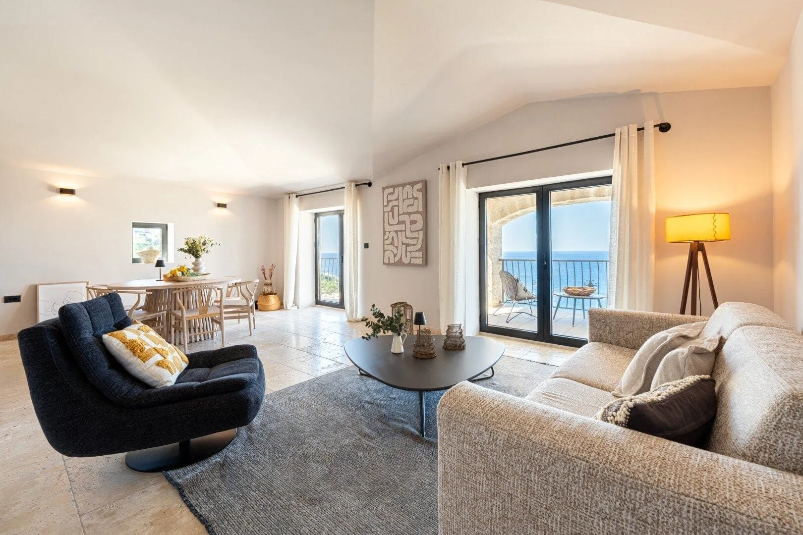Sale, house, 374m², Drobni pijesak, Budva