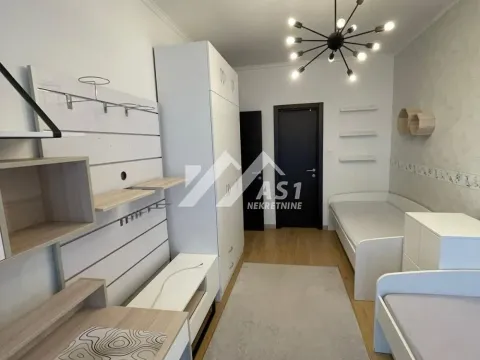 Izdavanje, trosoban stan, 105m², Adamovićevo Naselje, Novi Sad Sve Podlokacije - image 8