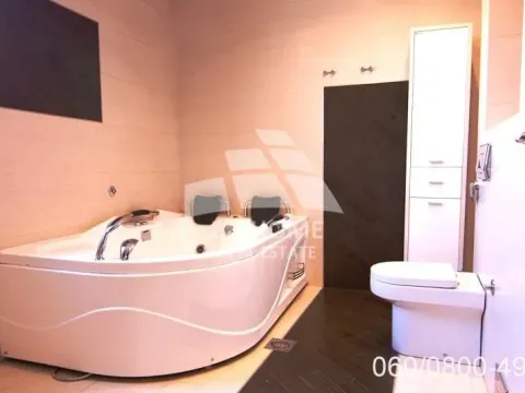 Prodaja, četvorosoban stan, 109m², Stari Grad, Beograd - image 19