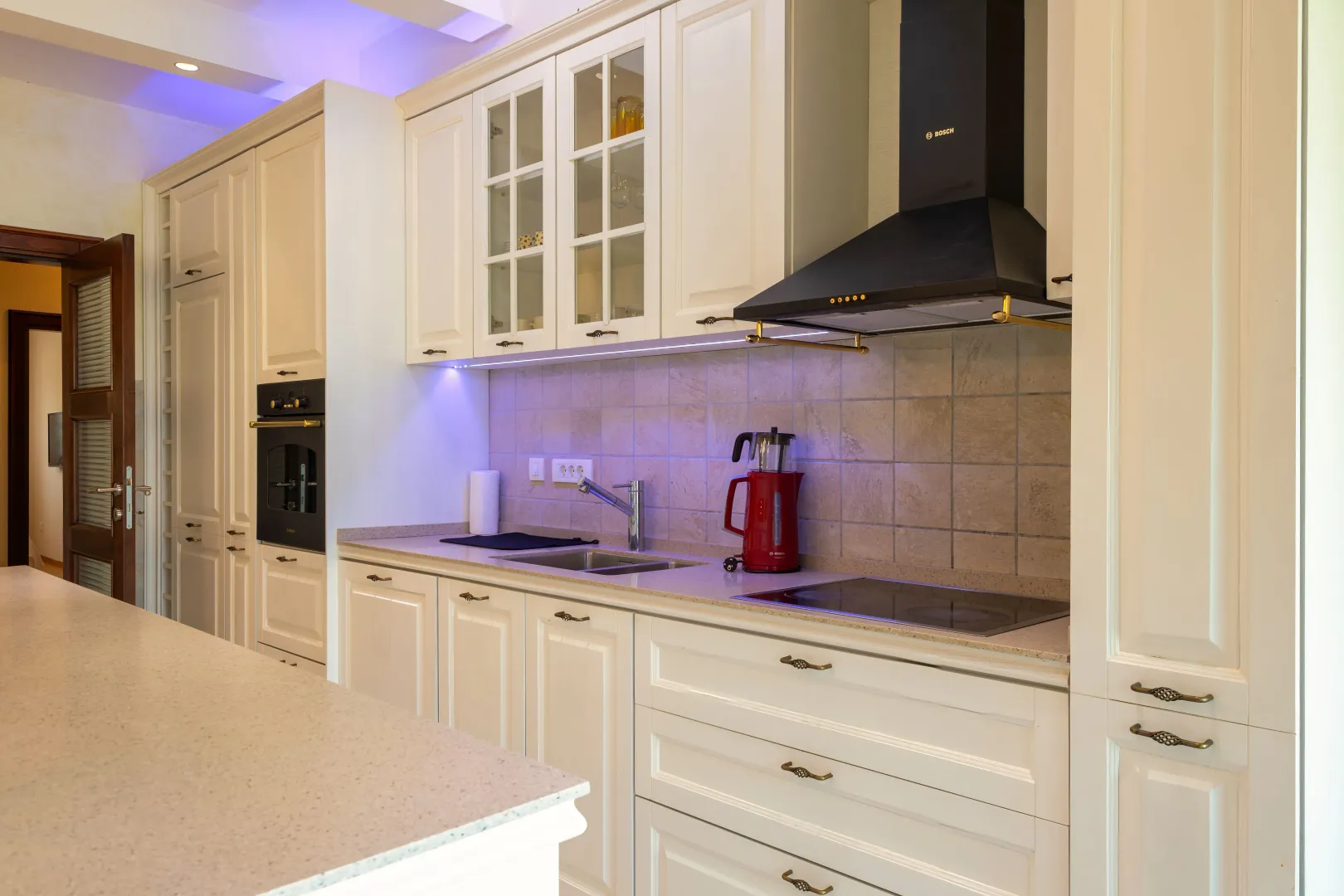 Rent, three bedroom apartment, 141m², Škaljari, Kotor