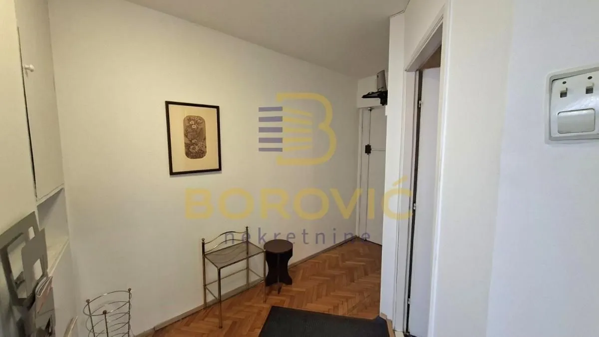 Rent, three bedroom apartment, 54m², Stari Grad, Beograd