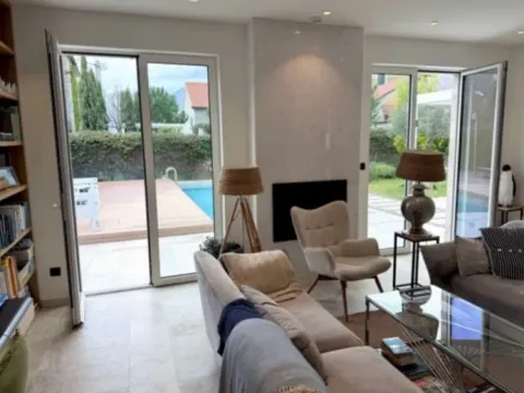 Rent, house, 130m², Donja Lastva, Tivat - image 1