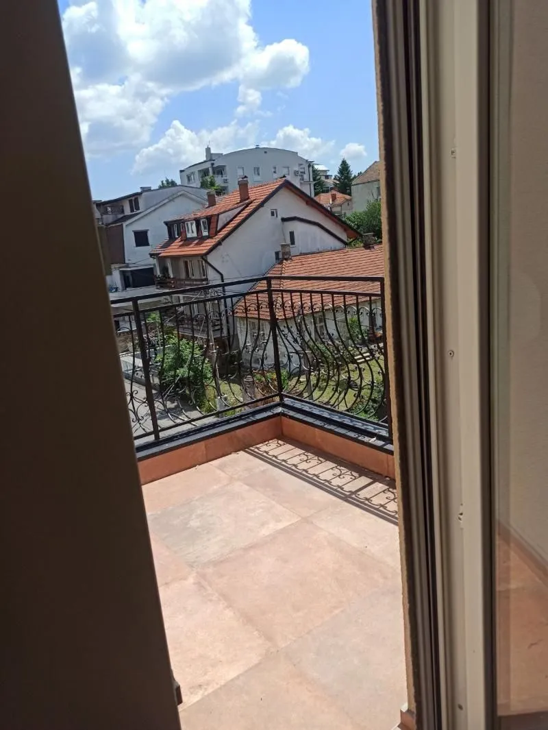 Sale, four bedroom apartment, 100m², Voždovac Sve Podlokacije, Beograd