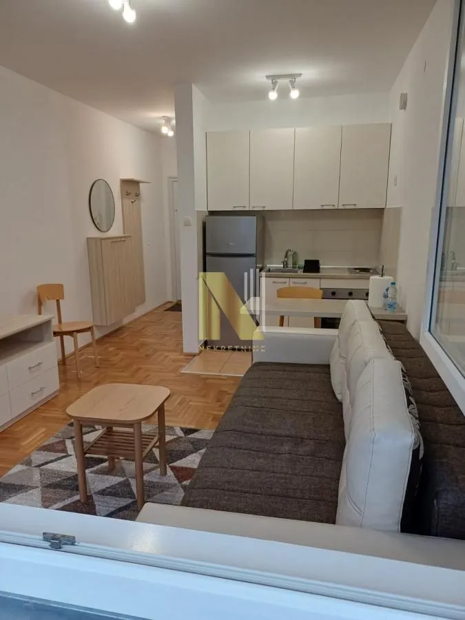 Rent, studio apartment, 26m², Detelinara, Novi Sad Sve Podlokacije