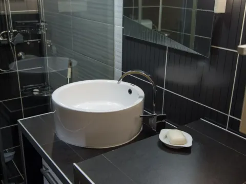 Izdavanje, dvosoban stan, 47m², Centar, Niš - image 17