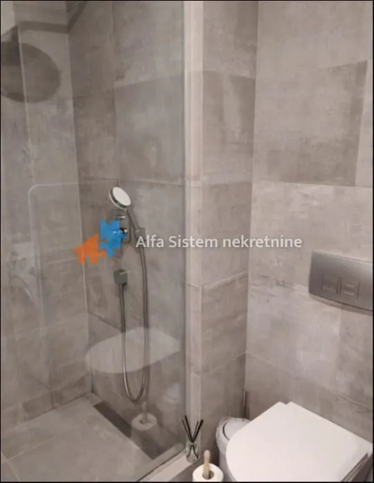 Izdavanje, dvosoban stan, 52m², Lekino Brdo, Voždovac Sve Podlokacije