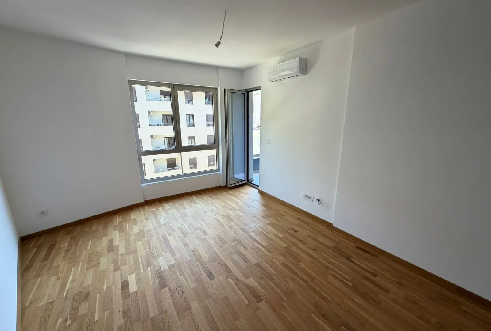 Sale, one bedroom apartment, 44m², Bečići, Budva