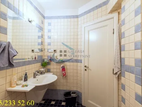 Prodaja, stan, 375m², Voždovac Sve Podlokacije, Beograd - image 18