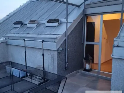 Izdavanje, trosoban stan, 64m², Stari Grad, Beograd - image 12