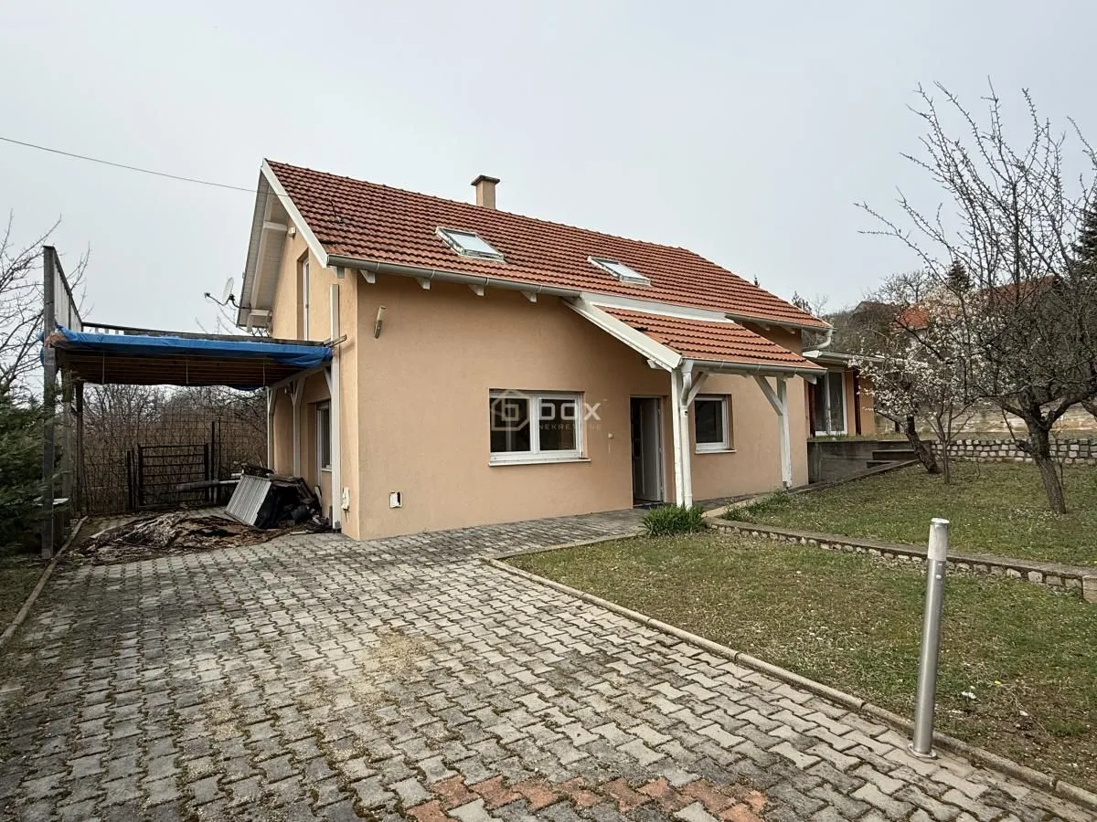 Prodaja, kuća, 62m², Pantelej, Niš