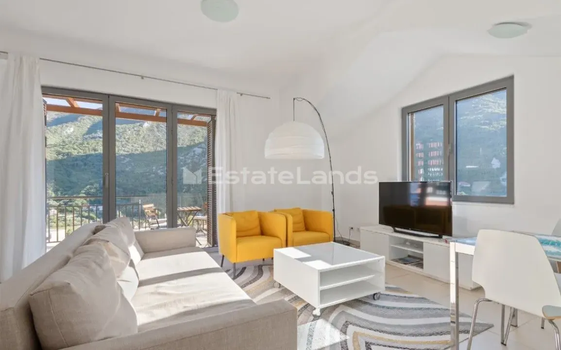 Prodaja, jednosoban stan, 63m², Morinj, Kotor