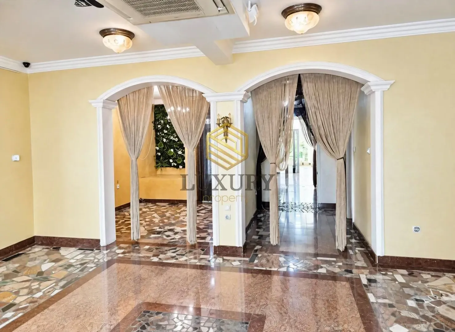 Rent, office space, 65m², Centar, Podgorica