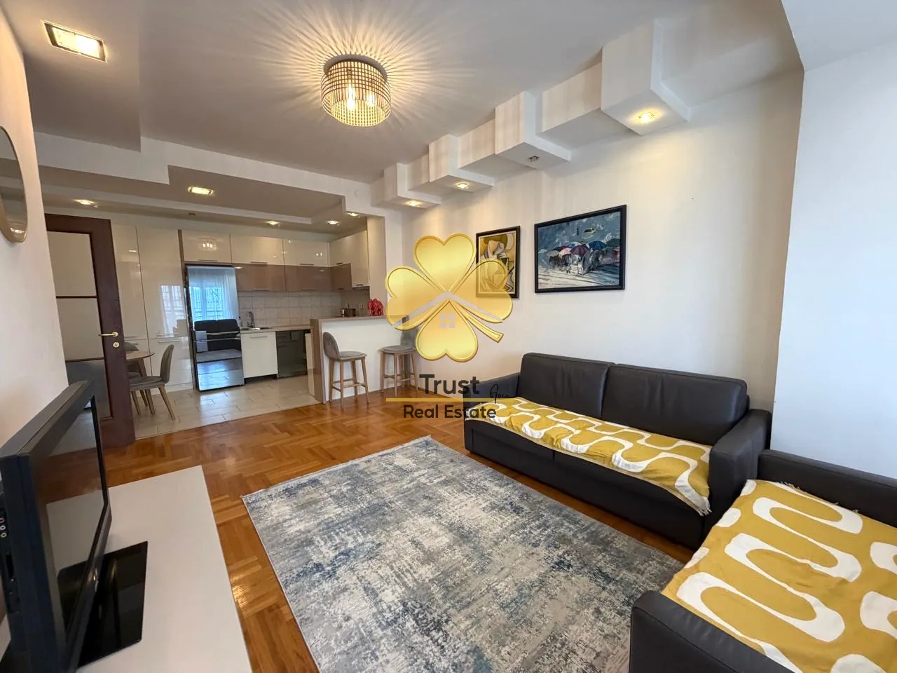 Rent, three bedroom apartment, 100m², City Kvart, Podgorica