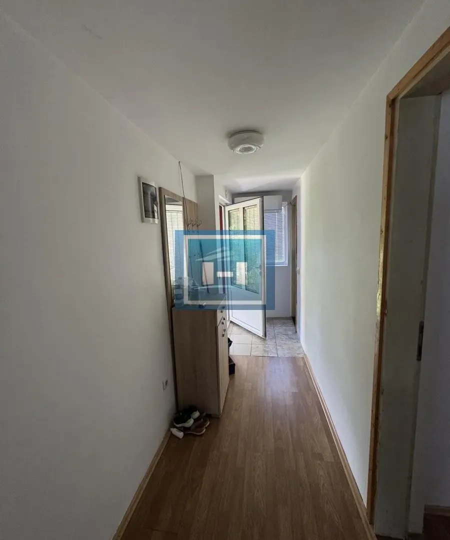Sale, office space, 69m², Ražanj, Srbija