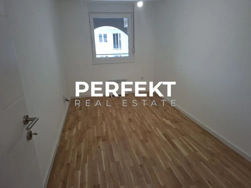 Prodaja, dvosoban stan, 47m², Centar, Pančevo