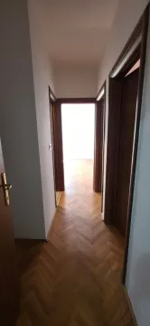 Prodaja, trosoban stan, 87m², Blok 9, Podgorica - image 10