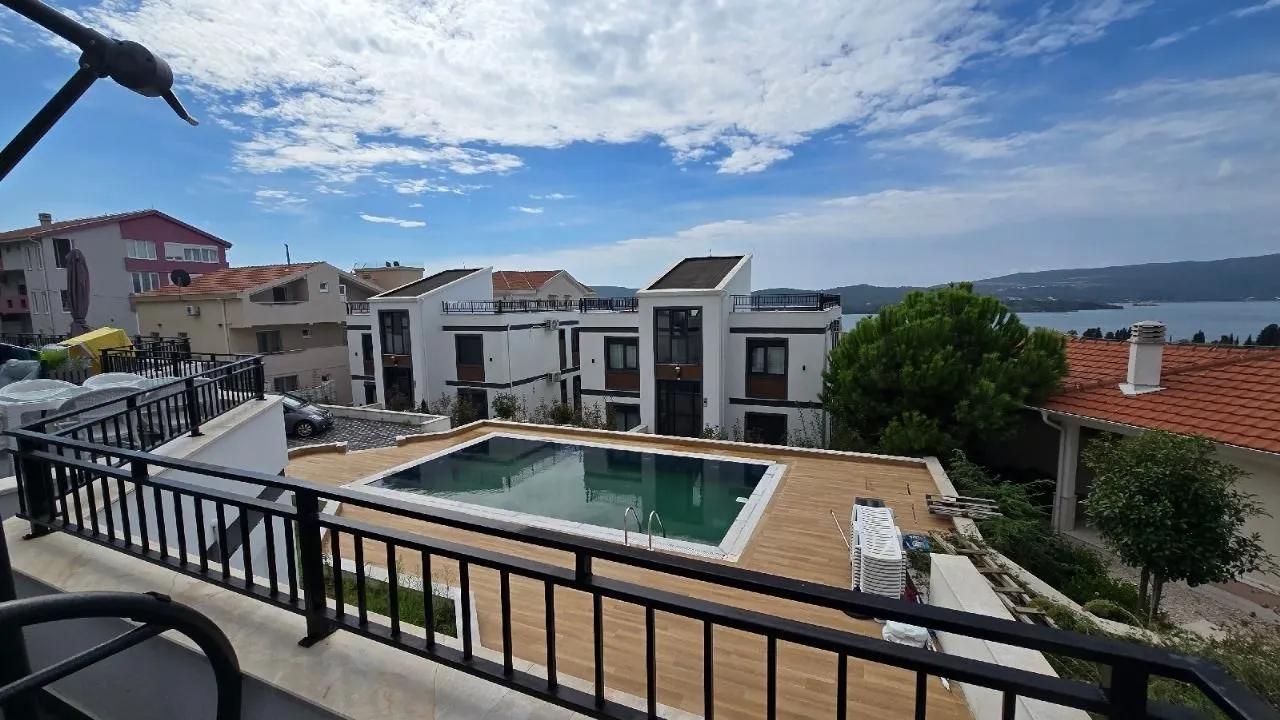 Prodaja, dvosoban stan, 48m², Tivat, Crna Gora