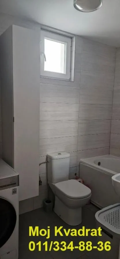 Izdavanje, trosoban stan, 107m², Kluz, Zvezdara Sve Podlokacije