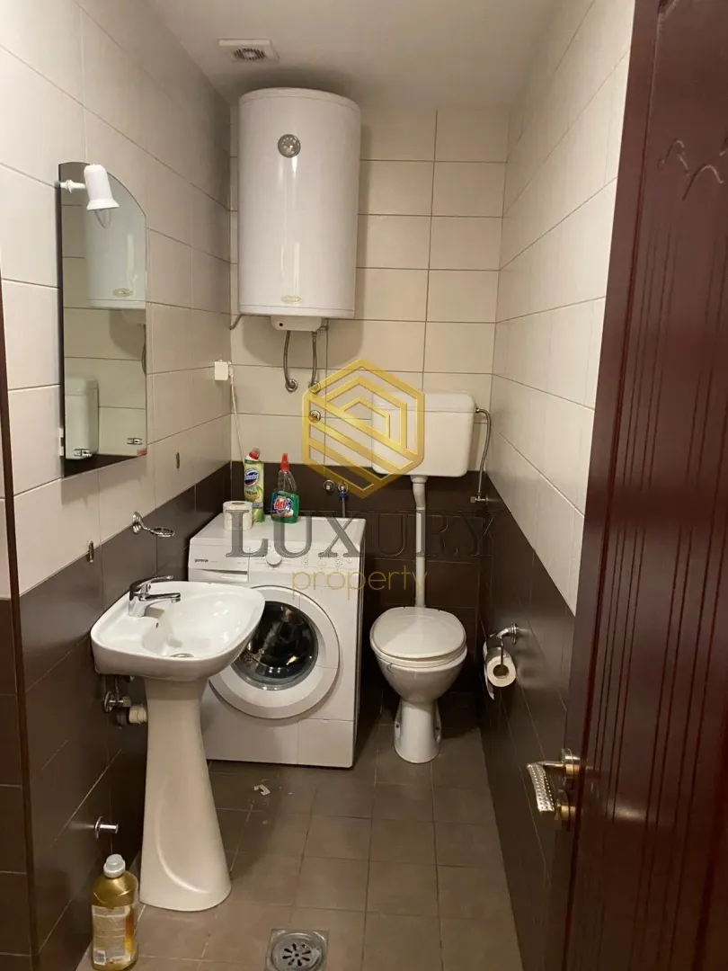Rent, two bedroom apartment, 63m², 1 maj, Podgorica