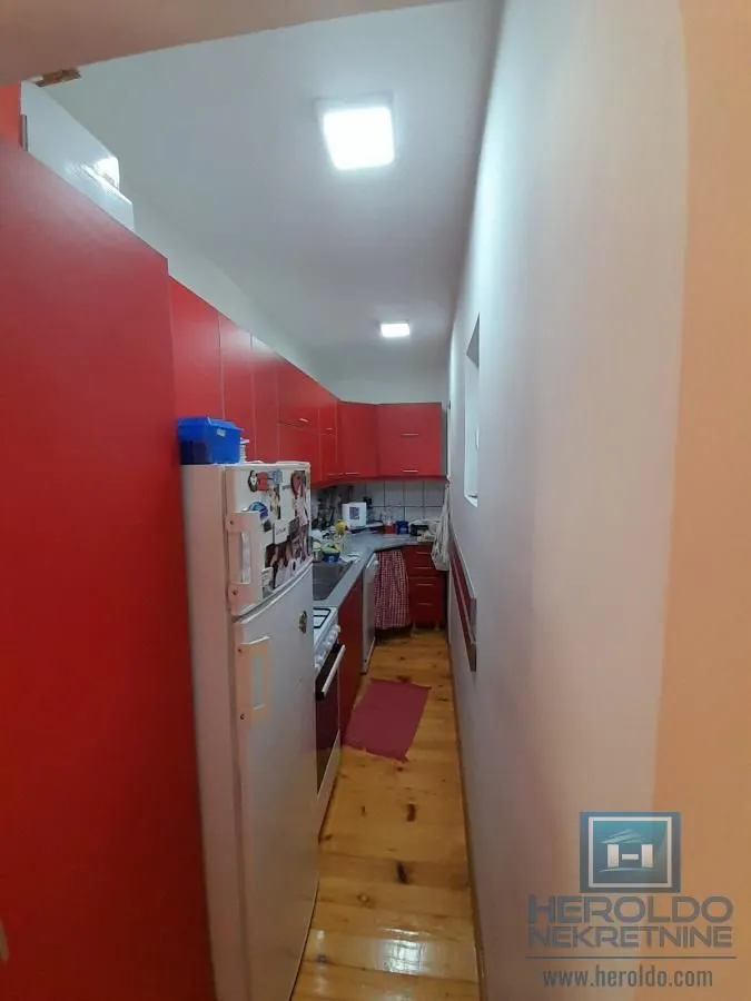 Sale, house, 265m², Ćuprija, Srbija