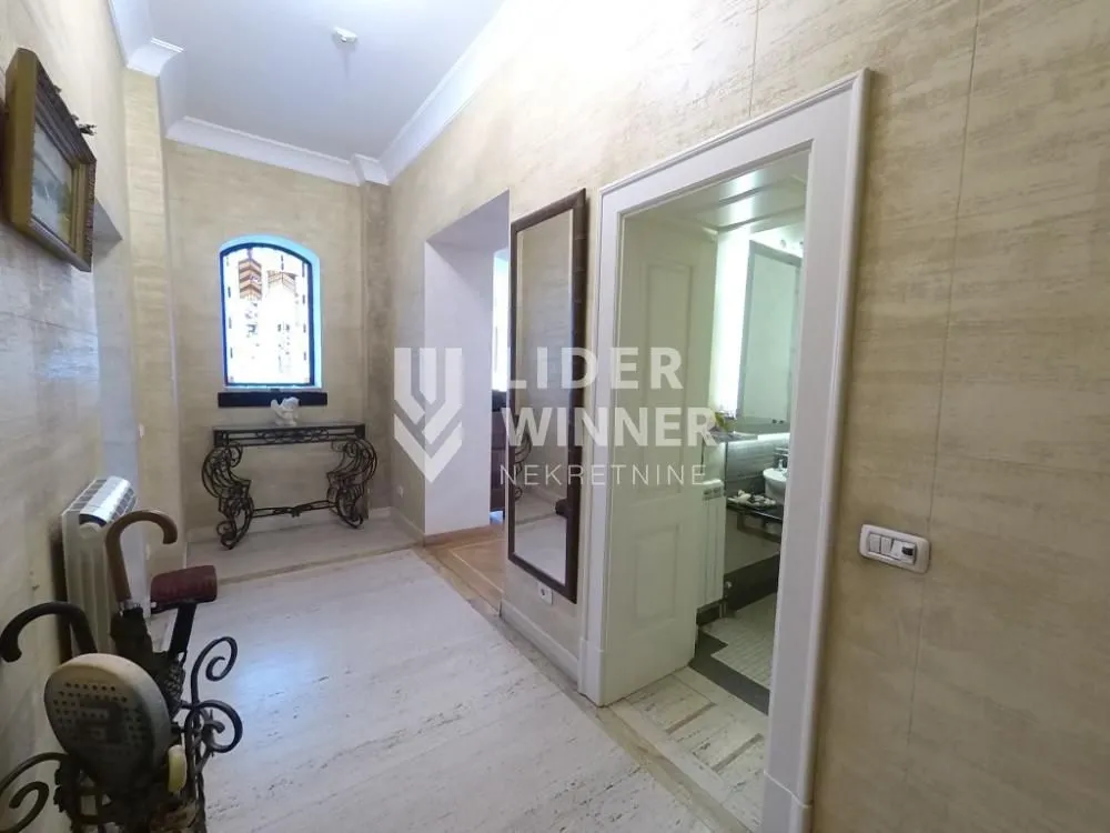 Sale, four bedroom apartment, 190m², Vračar Hram, Vračar Sve Podlokacije