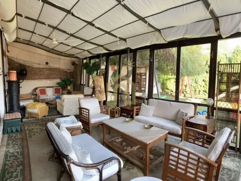 Rent, house, 320m², Veljko Vlahović, Voždovac Sve Podlokacije - image 2