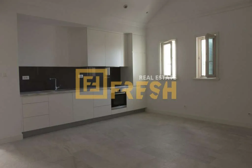 Prodaja, kuća, 253m², Tivat, Crna Gora