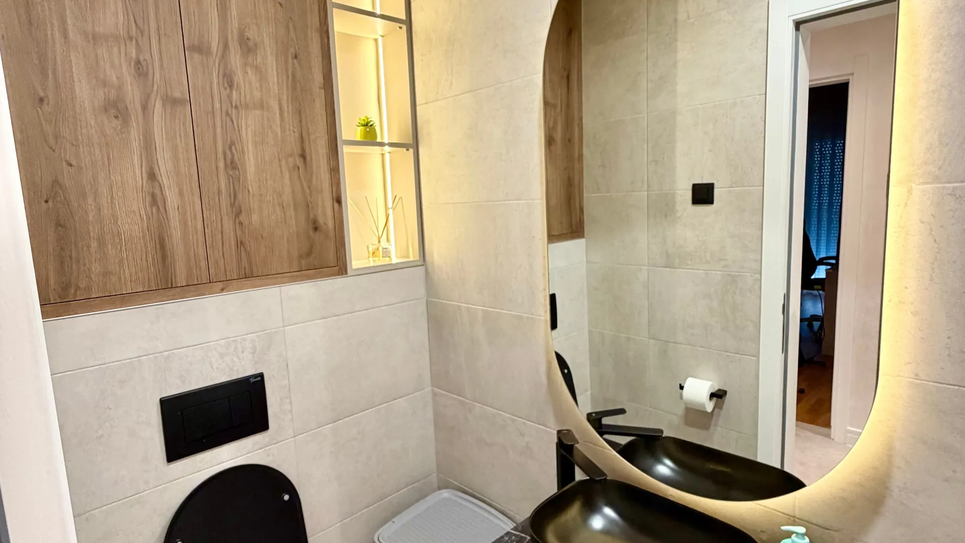 Prodaja, dvosoban stan, 80m², Stari Aerodrom, Podgorica