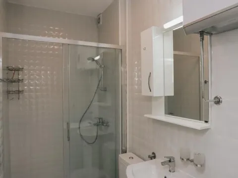 Sale, four bedroom apartment, 82m², Sveti Stefan, Budva - image 13