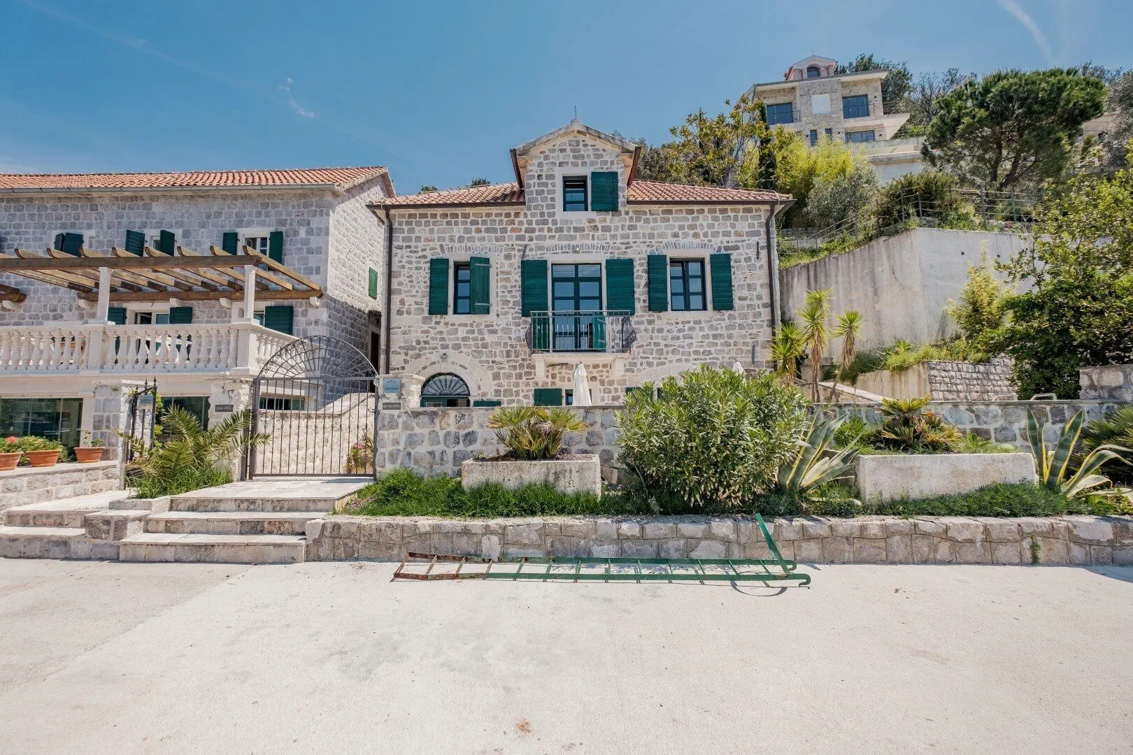 Prodaja, kuća, 220m², Rose, Herceg Novi