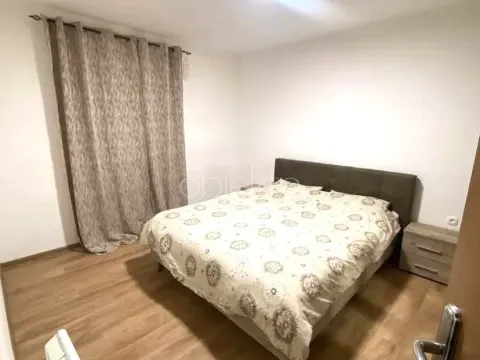 Izdavanje, stan, 82m², Tivat, Crna Gora - image 3