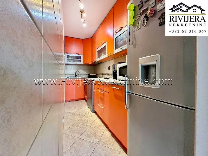 Sale, two bedroom apartment, 53m², Dobrota, Kotor